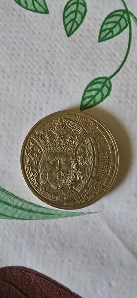 De vanzare monede pentru colectionari.